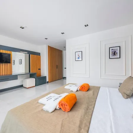 Hotel Eco Safran 4*